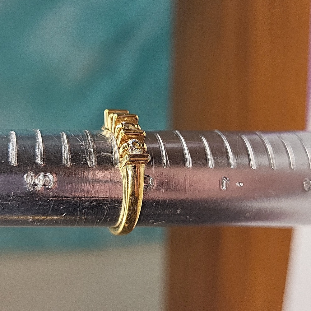 Three Stone Ring - image 5